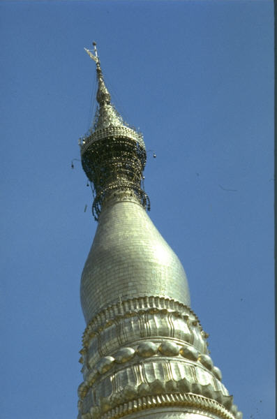 Bild: Spitze des Stupa (PCD_3/37)