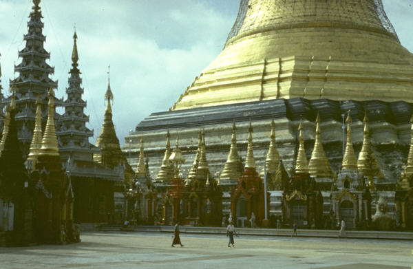 Bild: Fuá des Stupa (PCD_3/35)